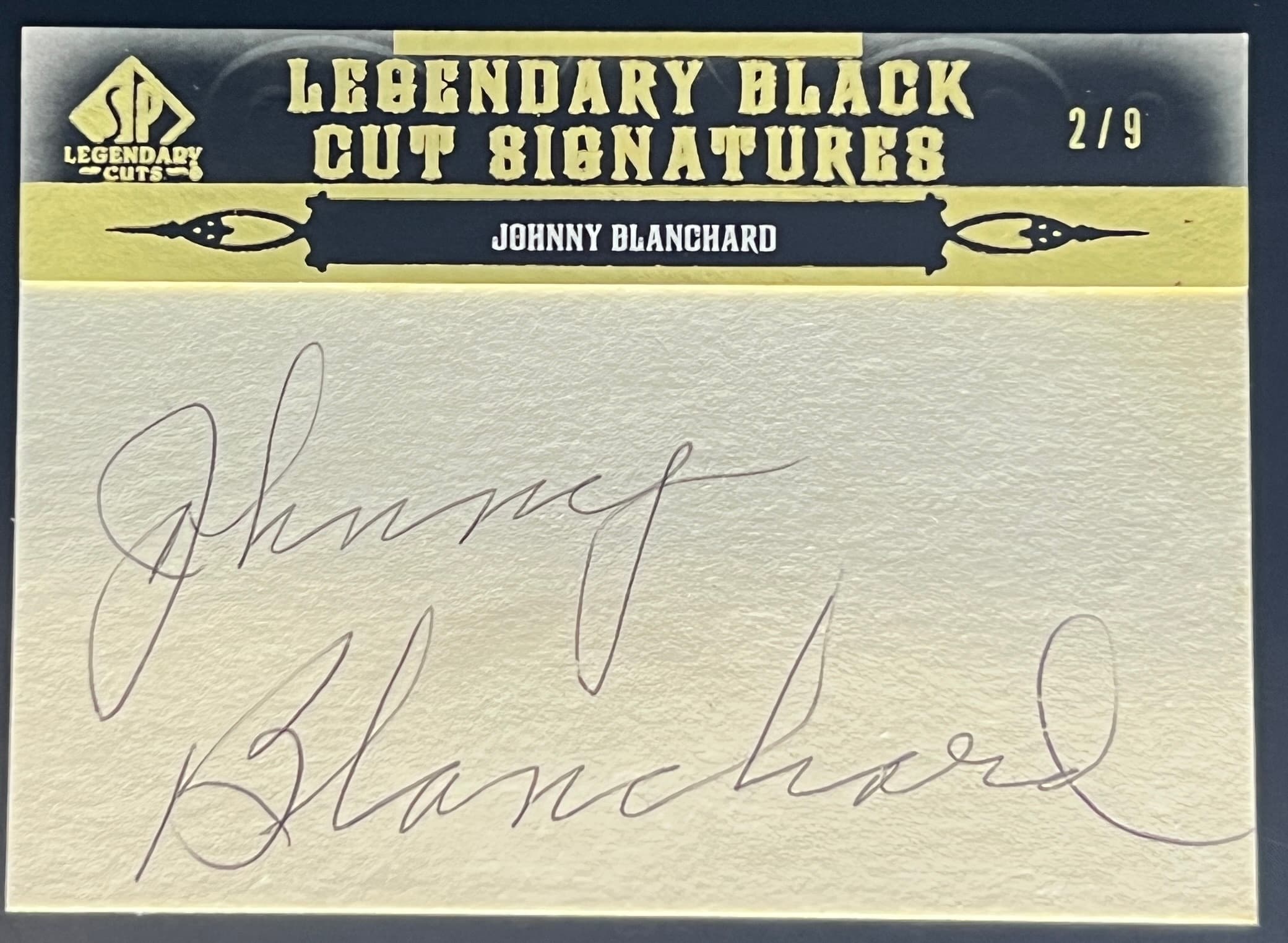 2001 SP Legendary Cuts Johnny Blanchard Cut Auto 2/9