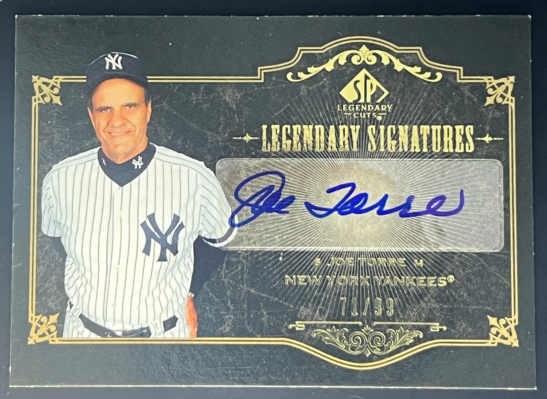2007 SP Legendary Cuts Joe Torre Legendary Signatures 71/99